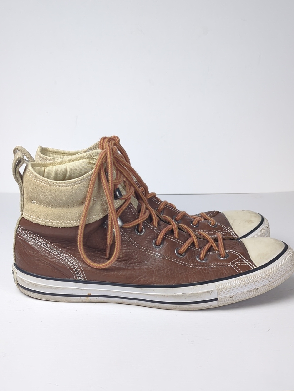 CONVERSE Chuck Taylor All Star Hiker Brown Leather High Top Sneakers